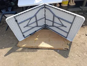 Strong White Foldable Table