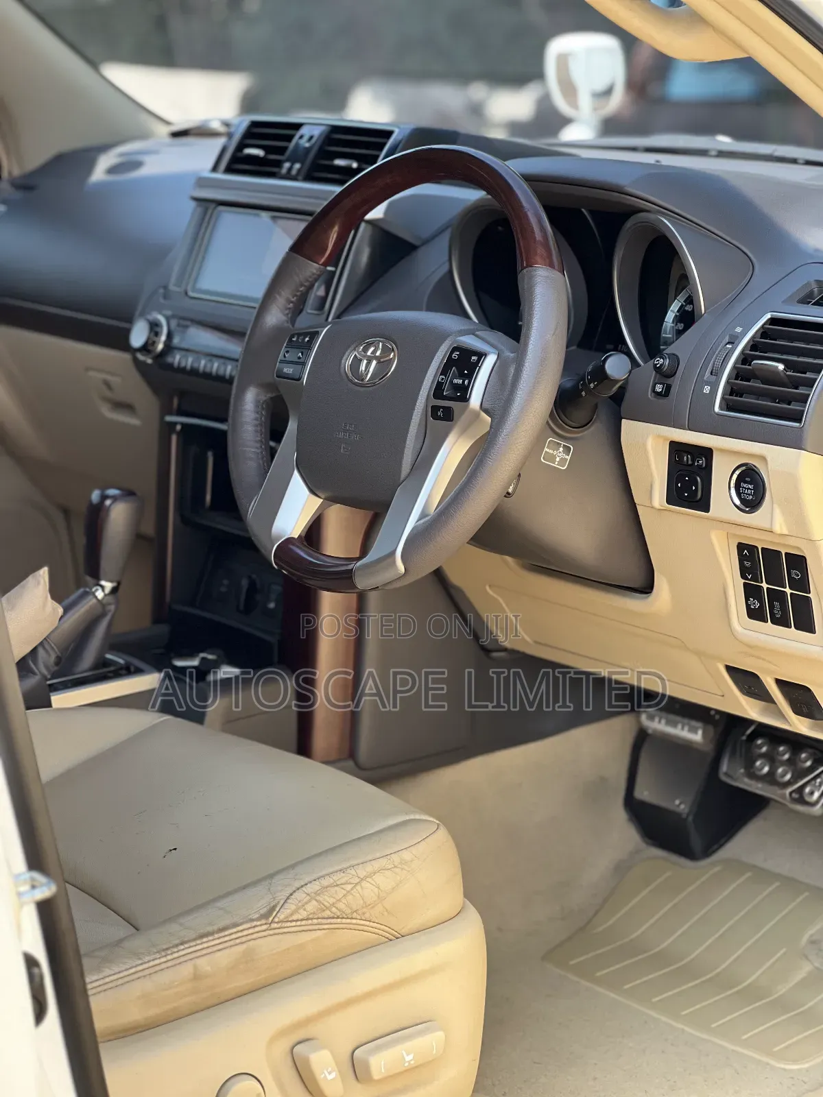 Toyota Land Cruiser Prado 2.8 2017 White