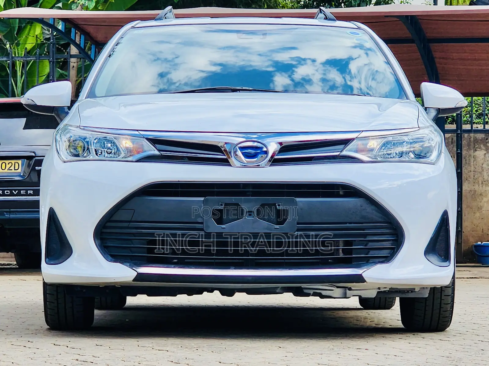 Toyota Corolla Fielder 1.5 Hybrid FWD 2018 White