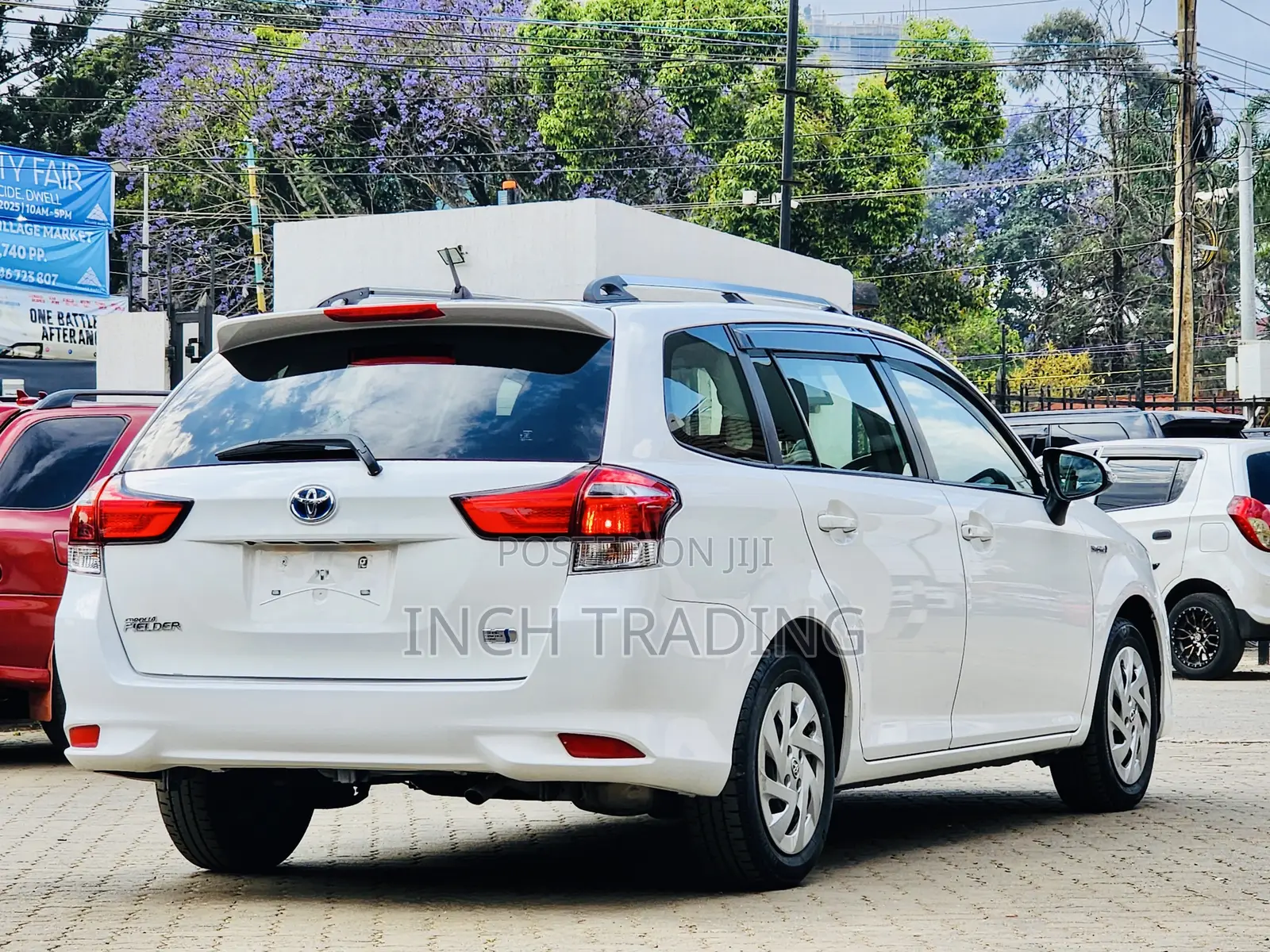 Toyota Corolla Fielder 1.5 Hybrid FWD 2018 White