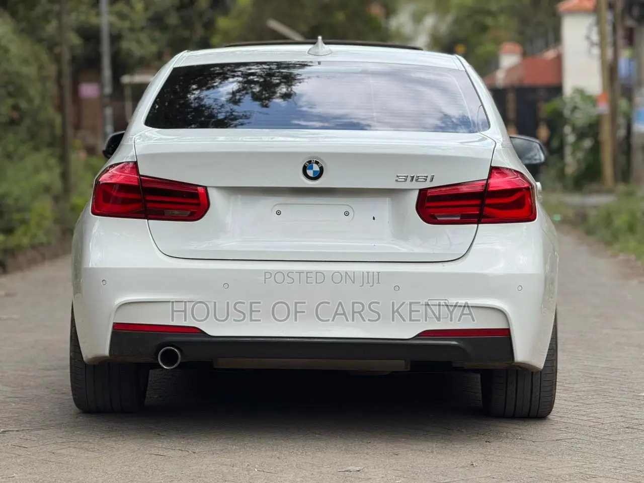 BMW 318i 2017 White