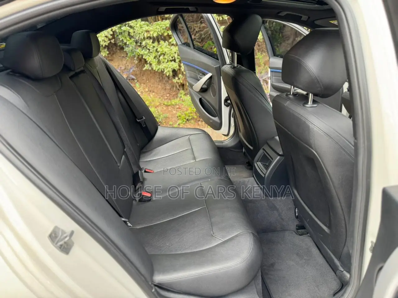 BMW 318i 2017 White