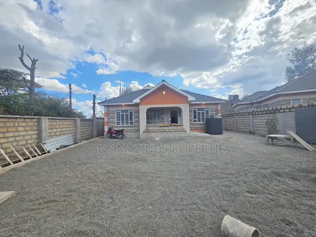 4bdrm Bungalow in Kanisani, Nkoroi for sale