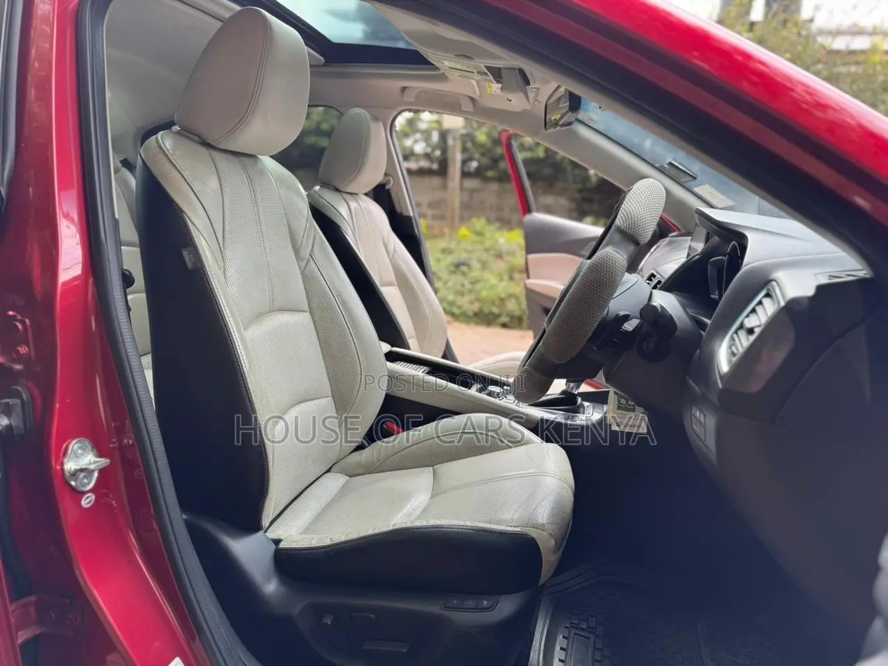 Mazda Axela 2017 Red