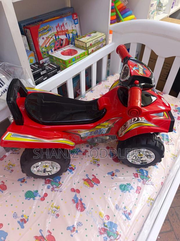 Toddler Ride-on Push Car – Safe, Fun Strong
Description: - thumbnail 2