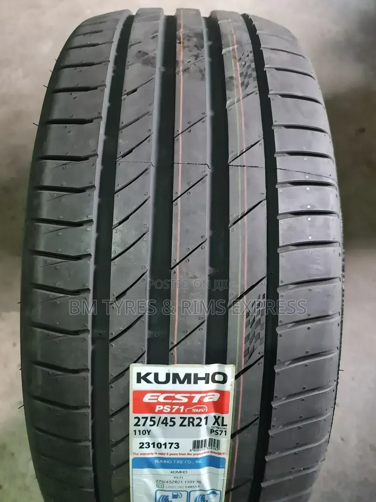 275 /45 R21 Khumo Tyres (Korea) Highway.