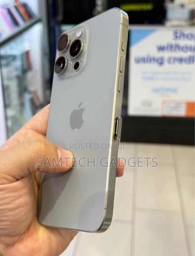 Apple iPhone 15 Pro 256 GB Silver - thumbnail 3