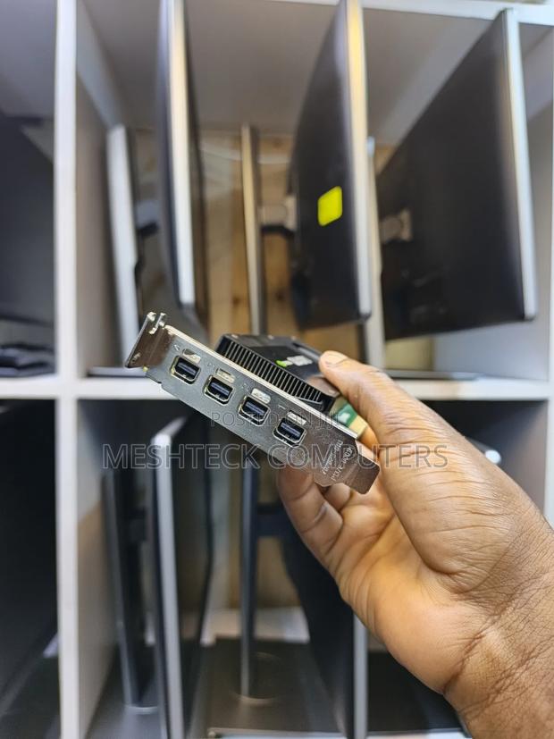 Nvidia Quadro 4gb Graphics Card - thumbnail 3