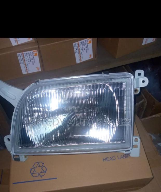 Headlamp /Headlight Shark/5l/3l/1993/1994/1995/1998