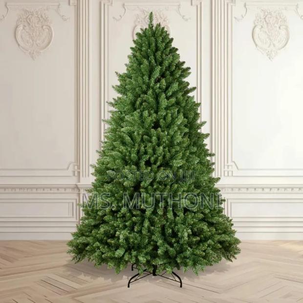 Premium Quality, Densely Packed Green Christmas Trees - thumbnail 4