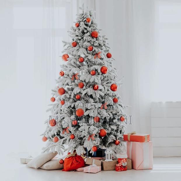 High Quality Snow Frosted Christmas Tree* - main view