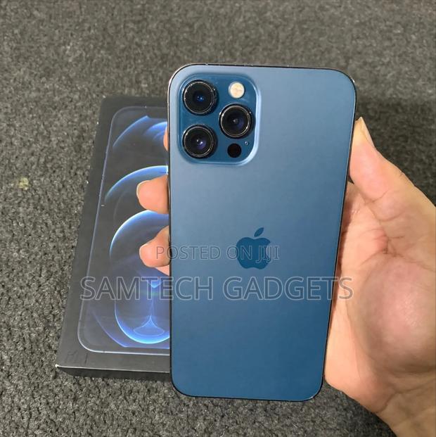 Apple iPhone 12 Pro Max 128 GB Blue - main view