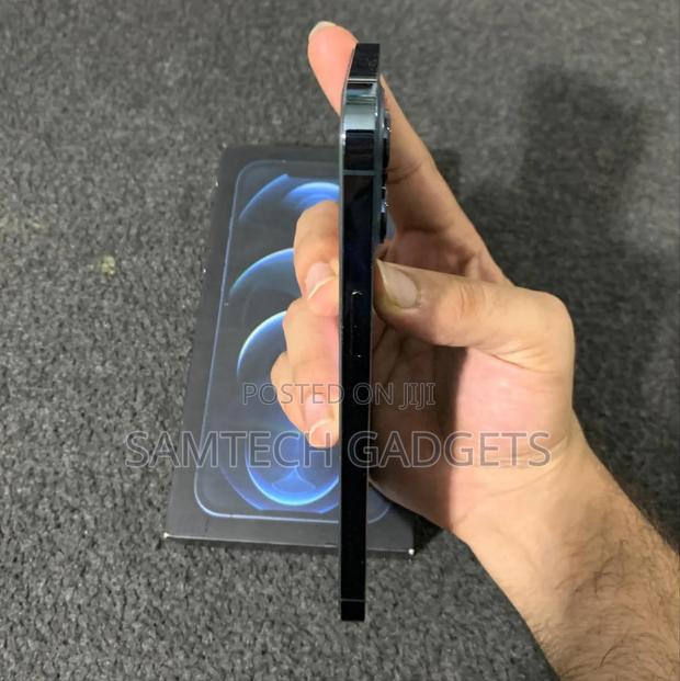 Apple iPhone 12 Pro Max 128 GB Blue - thumbnail 3