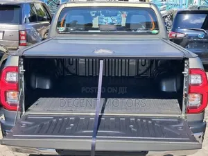 Toyota Hilux Revo Double Cab Deisel 2.4 AWD 2021 Gray