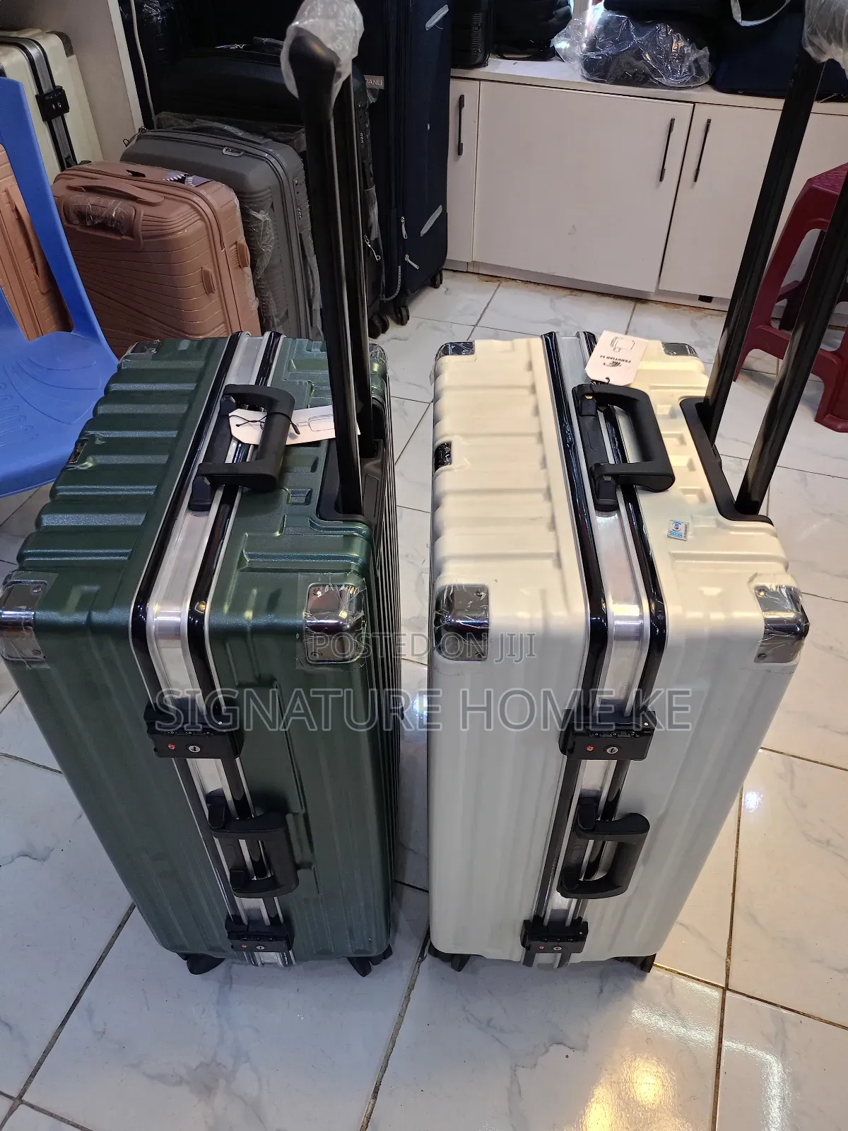 Big Size Zipless Suitcase