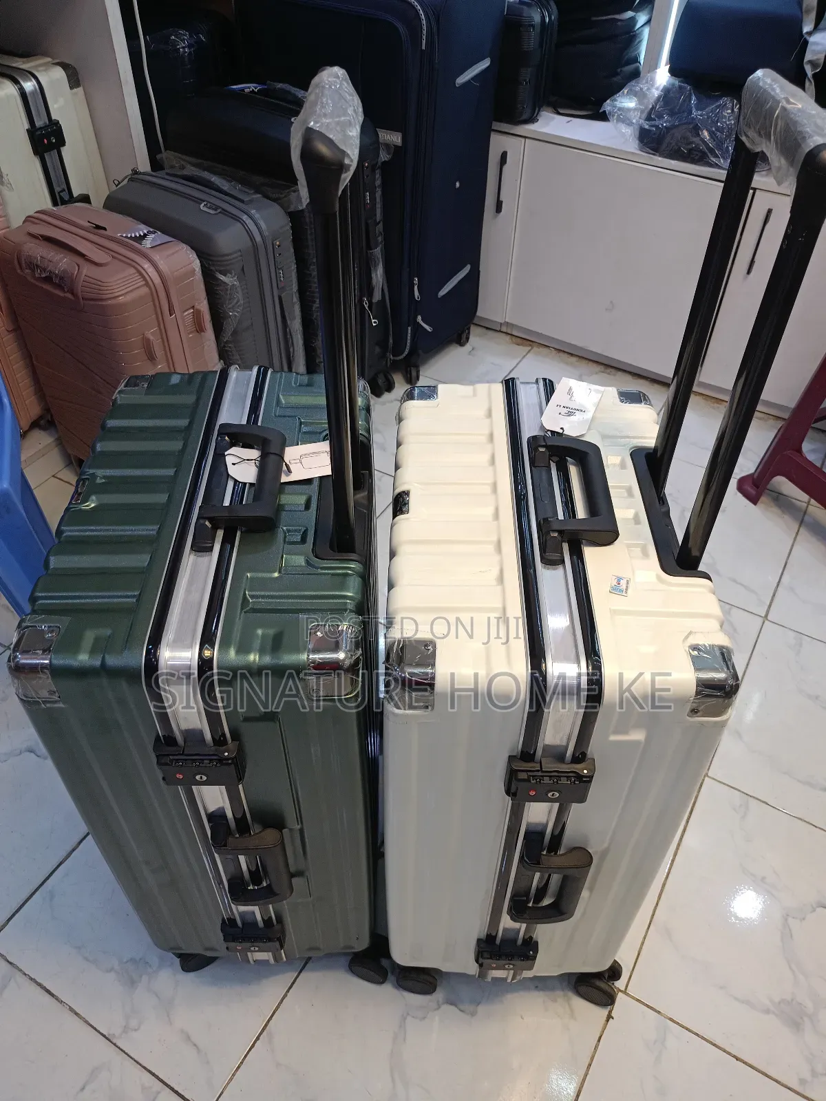 Big Size Zipless Suitcase