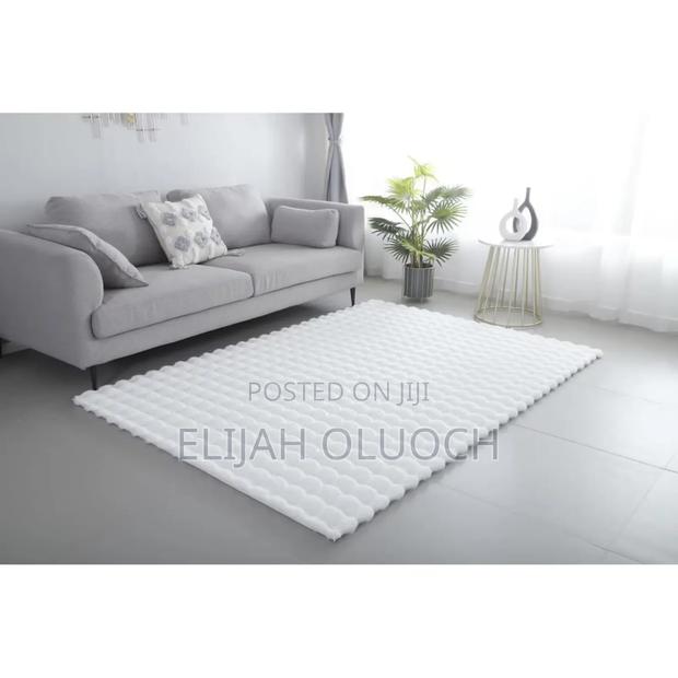 Cute Artificial Rabbit Fur Carpet Plush Rug - thumbnail 3