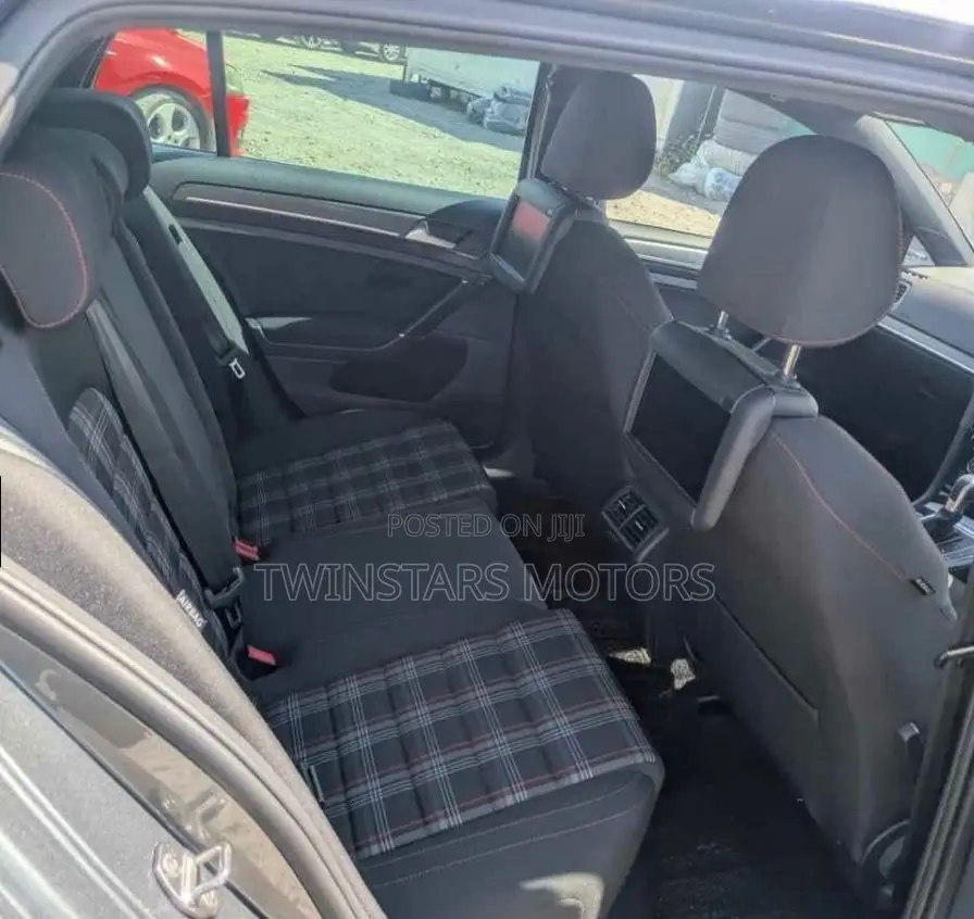 Volkswagen Golf GTI 2.0T SE 2018 Gray