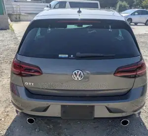 Volkswagen Golf GTI 2.0T SE 2018 Gray