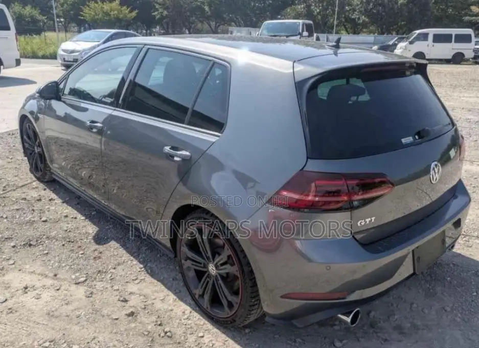 Volkswagen Golf GTI 2.0T SE 2018 Gray