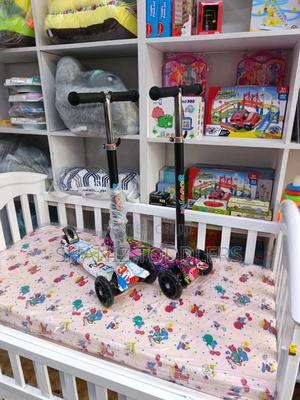 Stable 3-Wheel Scooter for Kids With Adjustable Handle - main view