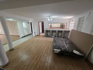 5bdrm Maisonette in Thome On 1/2 Acre for sale