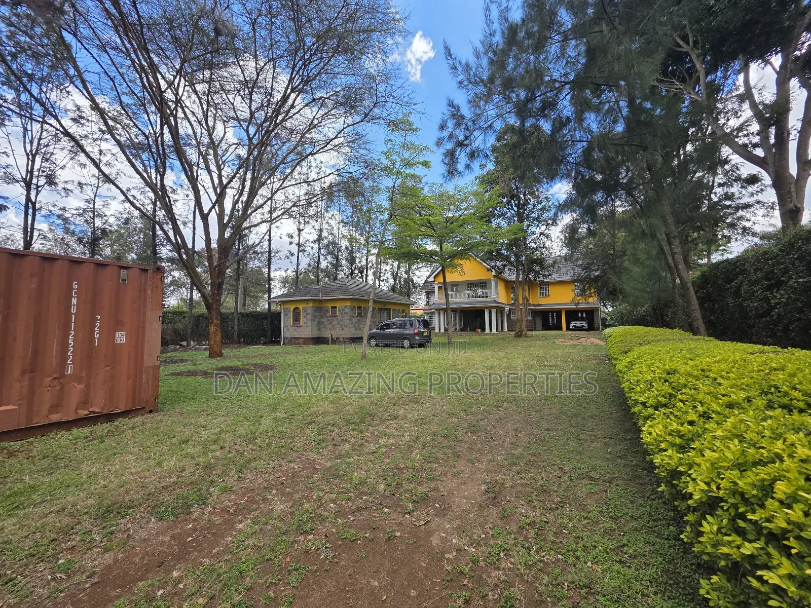 5bdrm Maisonette in Thome On 1/2 Acre for sale