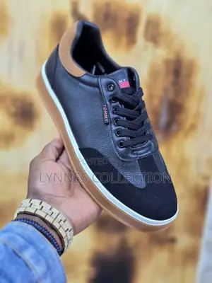 Tommy Hillfiger Classic Leather Casuals ,Tommy Casuals Sizes 40_45