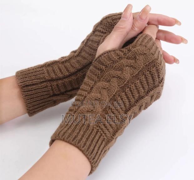 Black,White,Red,Black,Grey,Maroon Brawn Knitted Fingerless Gloves - thumbnail 5