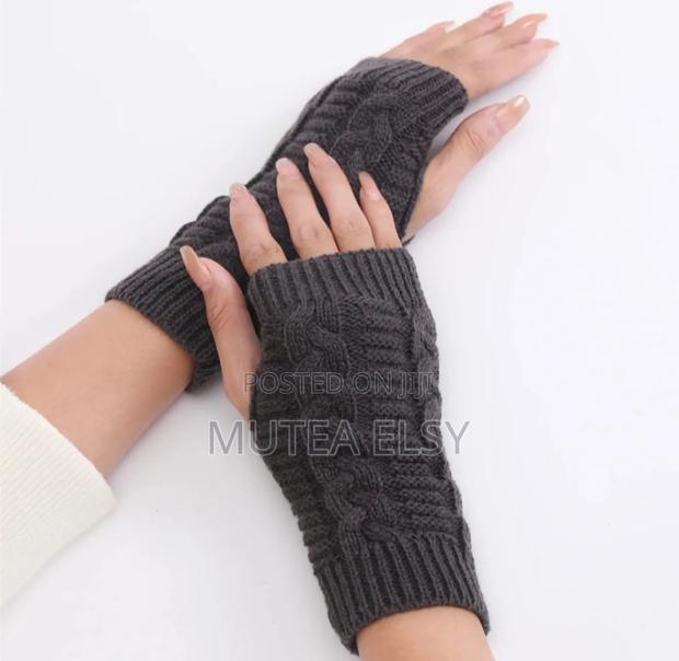 Black,White,Red,Black,Grey,Maroon Brawn Knitted Fingerless Gloves - thumbnail 6