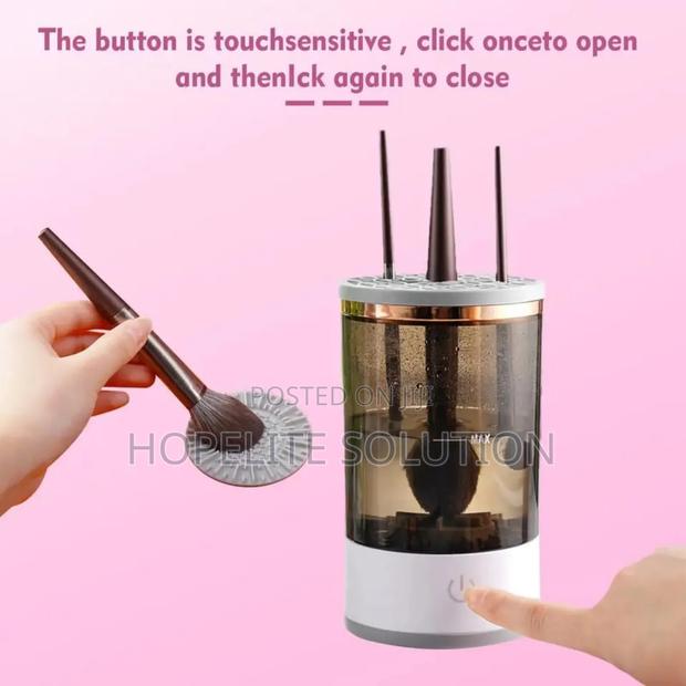 Automatic Electric Makeup Brush Cleaner - thumbnail 4