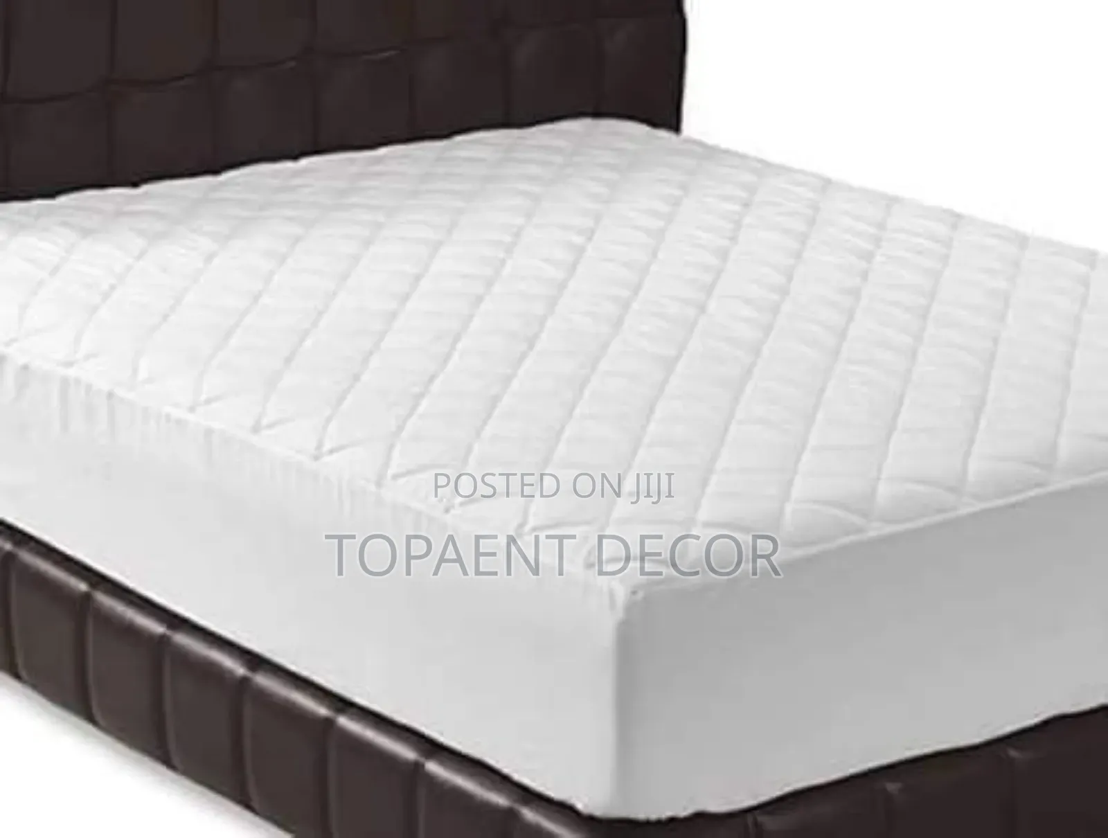 White Liquid Proof and Soft 5 by 6 Waterproof Mattress Protector
