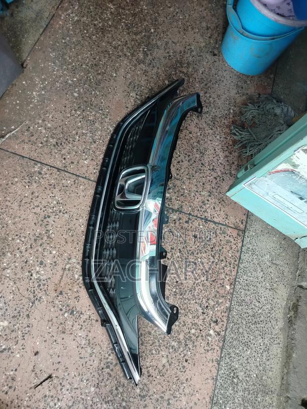 Honda Fit 2018/2017 Grill