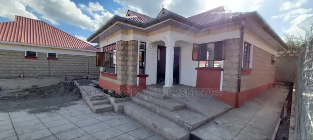 3bdrm Bungalow in Rimpa for sale
