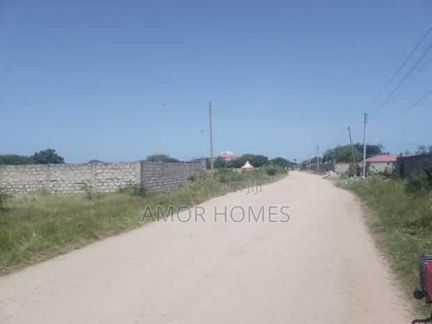 Plot 4 Sale - main view