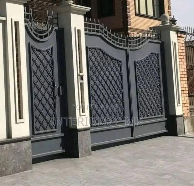 Classic Double Swing Gate With Steel Frame - main view