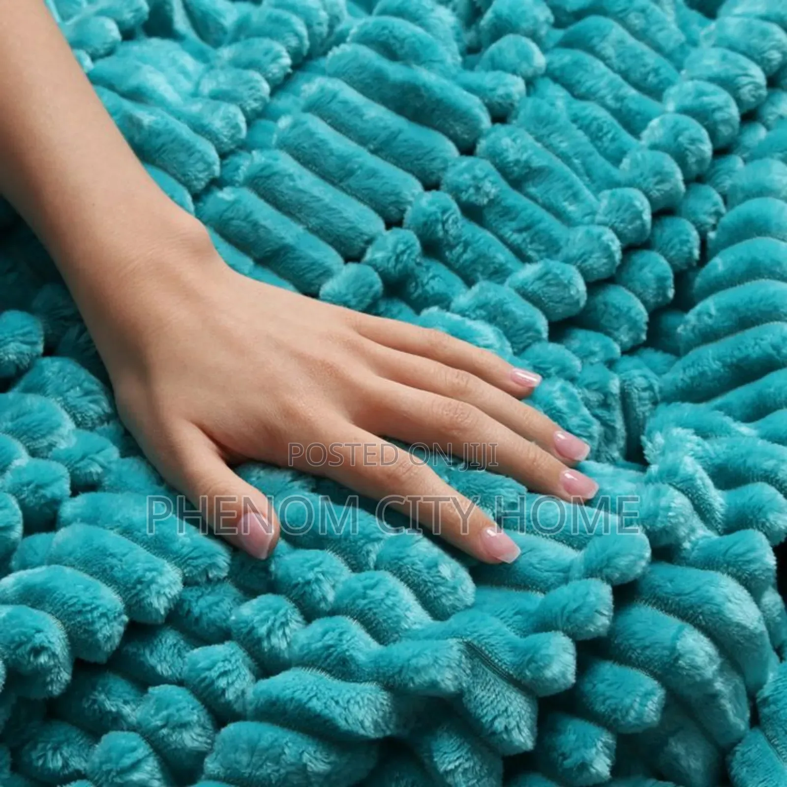 Stylish Stripped Velvet Fleece Blanket