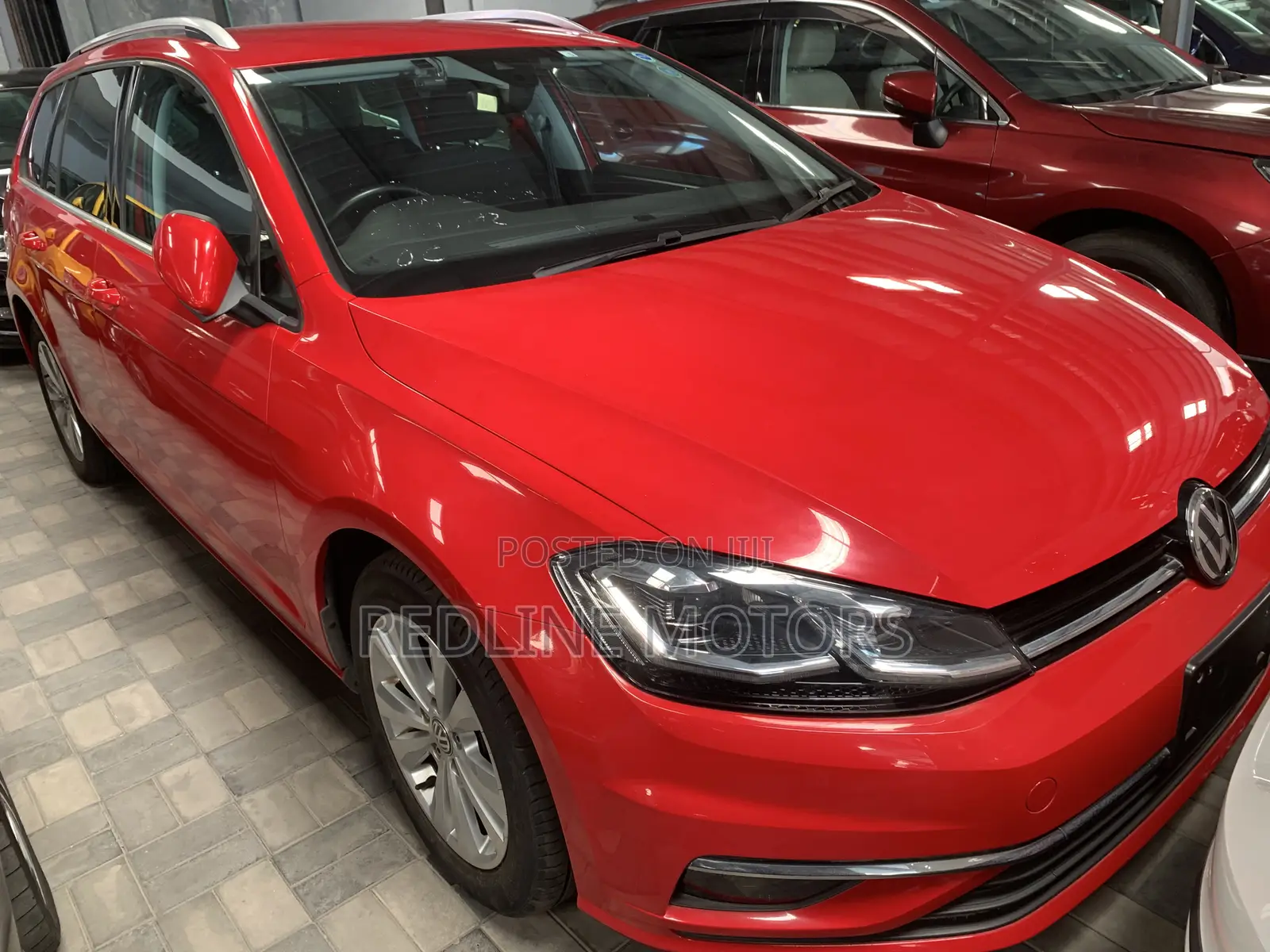 Volkswagen Golf Variant 2018 Red