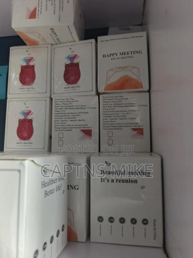 Rose Vibrator Sucking - thumbnail 2