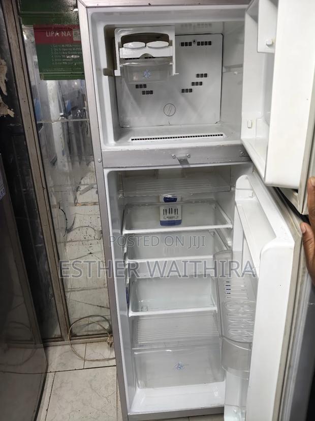 Whirlpool Double Doors Fridge - thumbnail 3