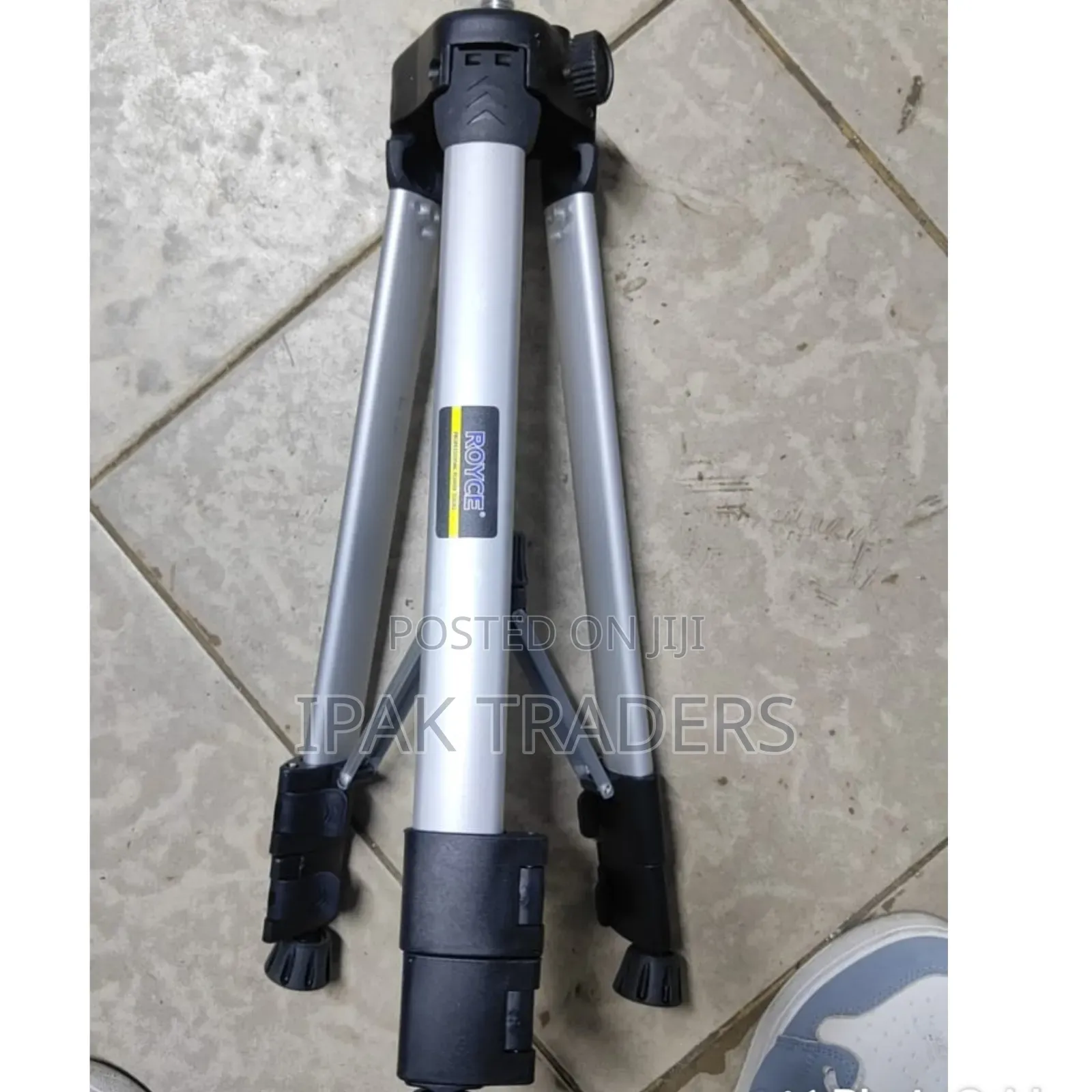 Strong Royce Tripod Stand 1 1/2 Meters