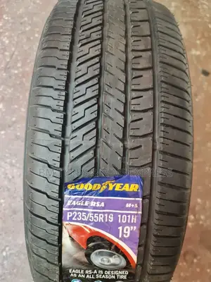 235 /55 R19 Goodyear Tyres. (Japan)