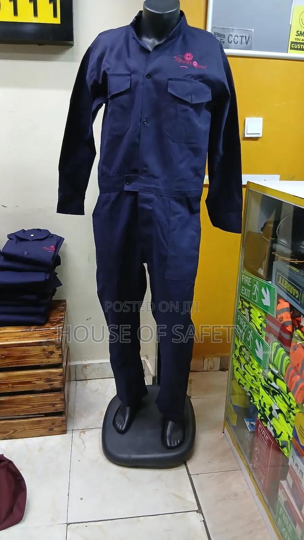 Navy Bluecoveralls Branded Flower Quests - thumbnail 3