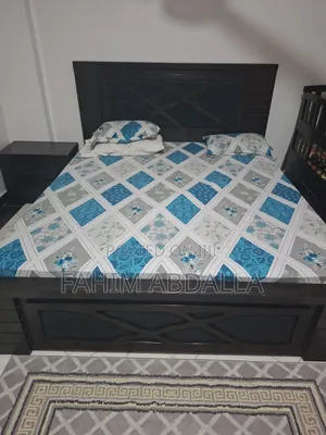 7 by 8 King Size Bed With 2 Nightstands and Dressing Table