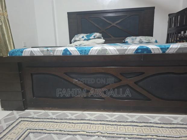 7 by 8 King Size Bed With 2 Nightstands and Dressing Table - thumbnail 6