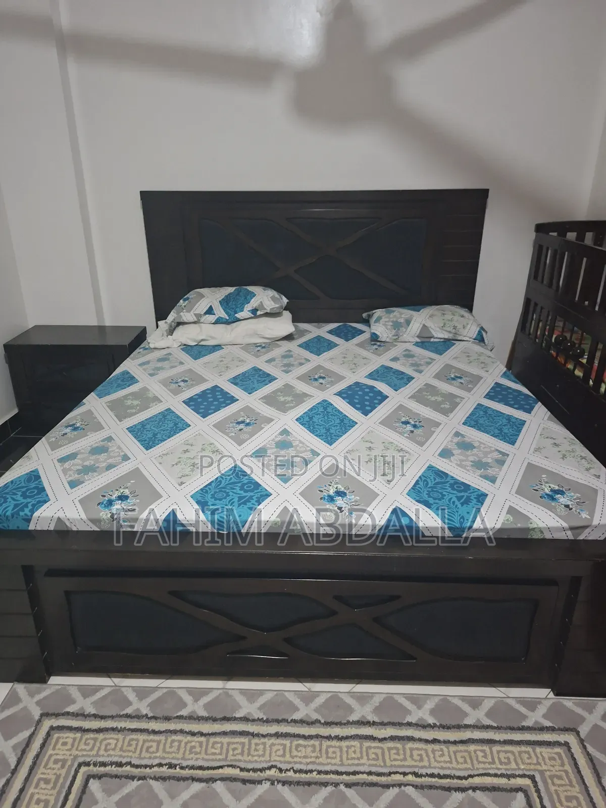 7 by 8 King Size Bed With 2 Nightstands and Dressing Table