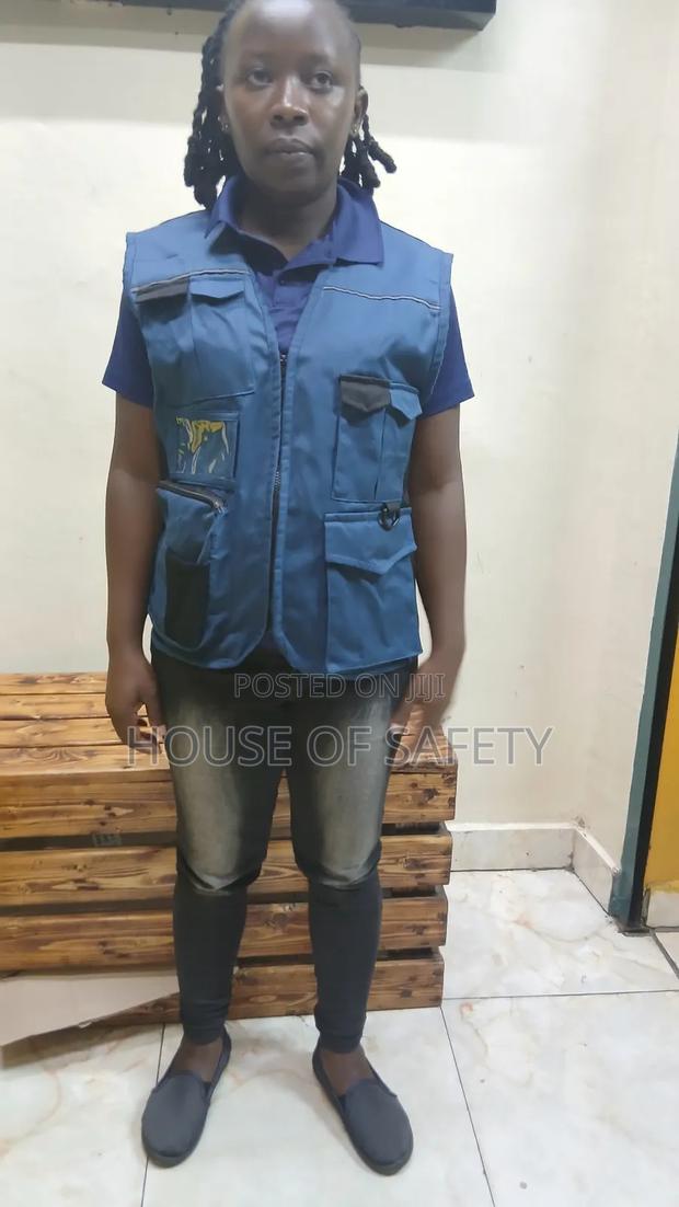 Half Jackets Without Sleeves In Blue - thumbnail 3