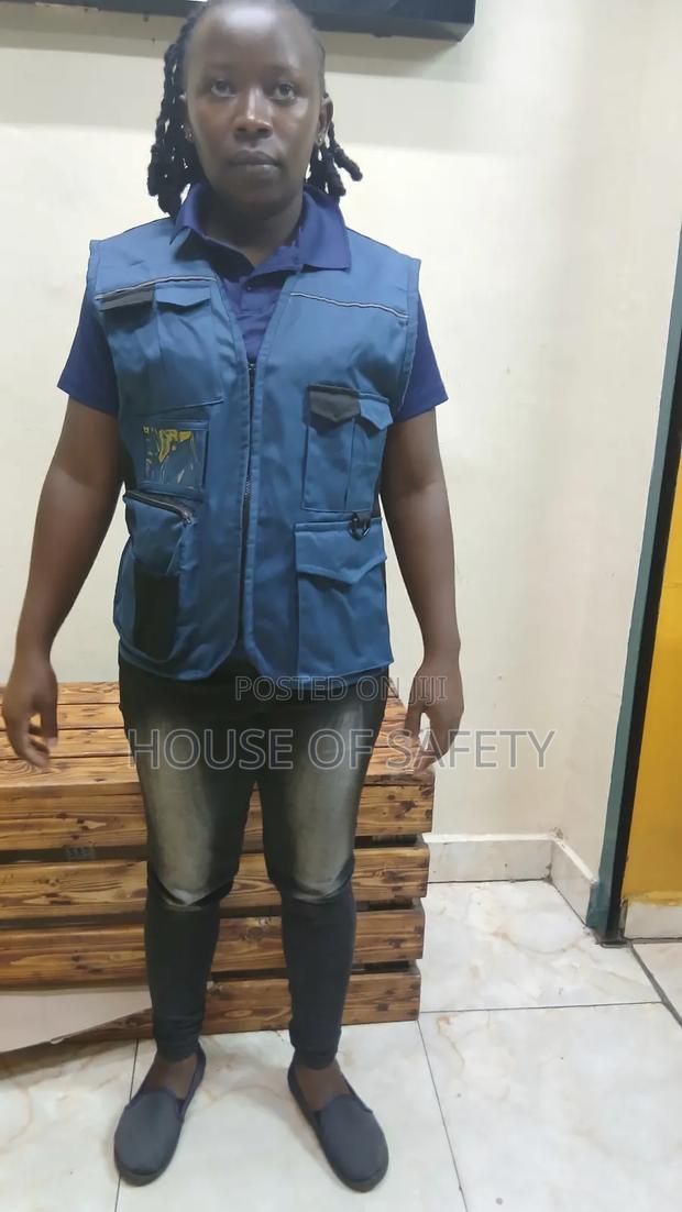 Half Jackets Without Sleeves In Blue - thumbnail 4