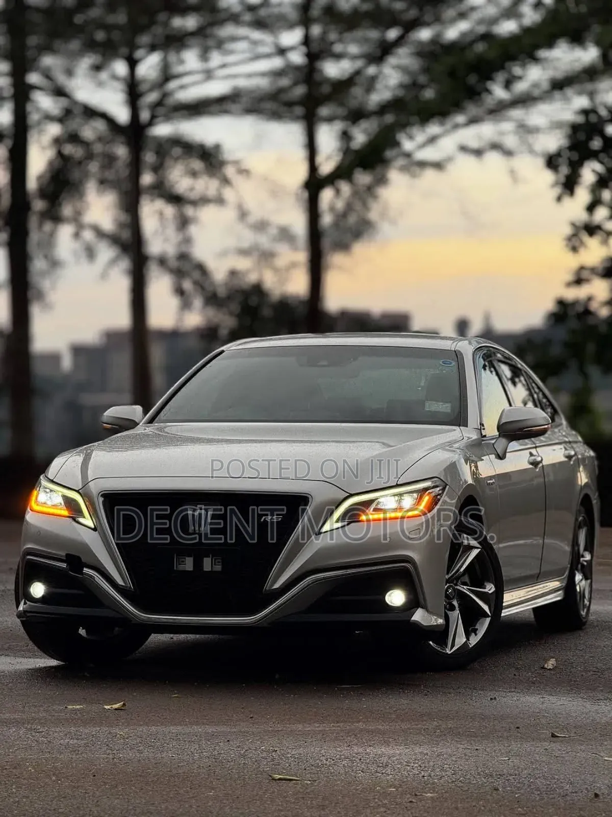 Toyota Crown 2019 White