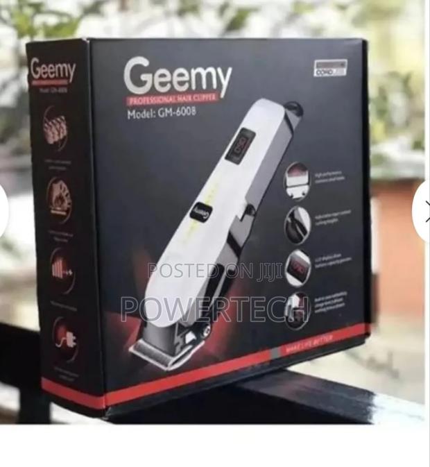 Geemy Rechargeable Shaver - main view